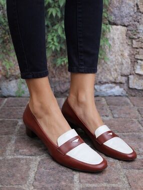 BERNARDO Brown and Ivory Leather Loafers, 10M
